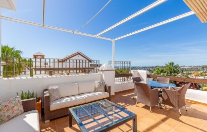 Resale - Apartment - Penthouse - Marbella - Nueva Andalucia