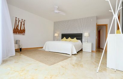 Resale - Apartment - Penthouse - Marbella - Altos de los Monteros