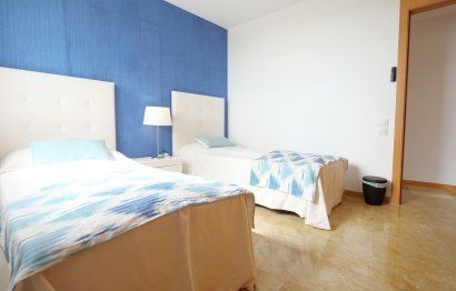 Resale - Apartment - Penthouse - Marbella - Altos de los Monteros