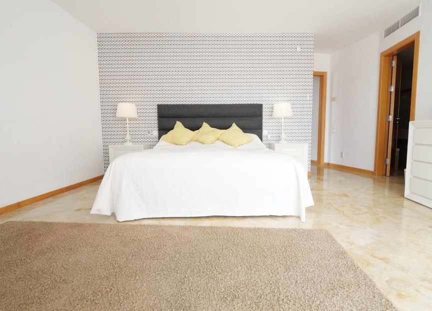 Resale - Apartment - Penthouse - Marbella - Altos de los Monteros