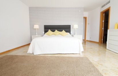 Resale - Apartment - Penthouse - Marbella - Altos de los Monteros