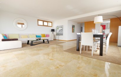 Resale - Apartment - Penthouse - Marbella - Altos de los Monteros