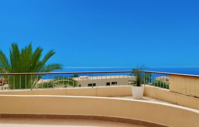 Resale - Apartment - Penthouse - Marbella - Altos de los Monteros