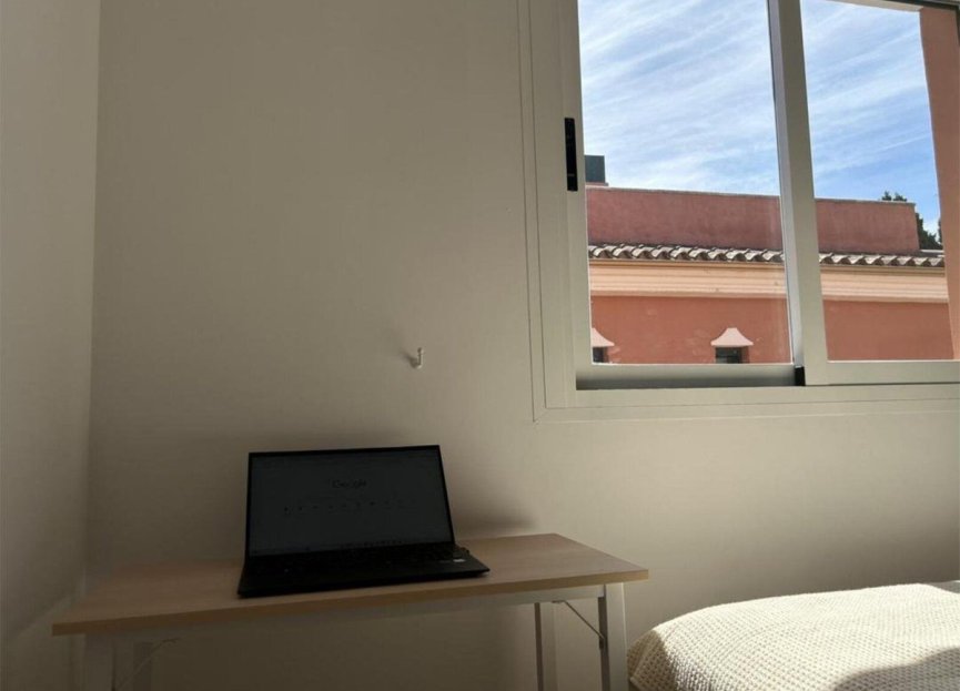 Resale - Apartment - Middle Floor Apartment - Marbella - Marbesa