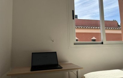 Resale - Apartment - Middle Floor Apartment - Marbella - Marbesa