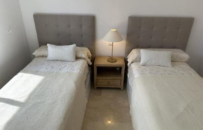 Resale - Apartment - Middle Floor Apartment - Marbella - Marbesa