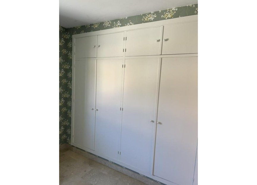 Resale - Apartment - Middle Floor Apartment - Marbella - Marbesa