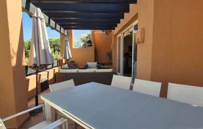 Resale - Apartment - Middle Floor Apartment - Marbella - Nueva Andalucia