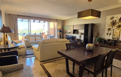 Resale - Apartment - Middle Floor Apartment - Marbella - Nueva Andalucia