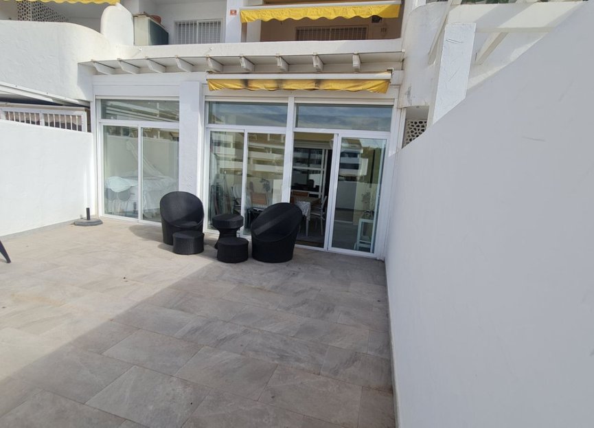 Resale - Apartment - Middle Floor Apartment - Marbella - Nueva Andalucia