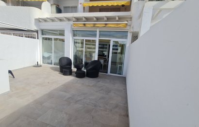 Resale - Apartment - Middle Floor Apartment - Marbella - Nueva Andalucia