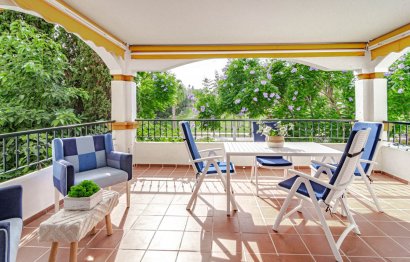 Resale - Apartment - Middle Floor Apartment - Marbella - Nueva Andalucia