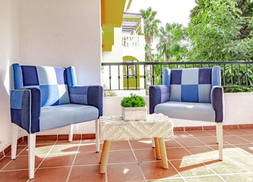 Resale - Apartment - Middle Floor Apartment - Marbella - Nueva Andalucia