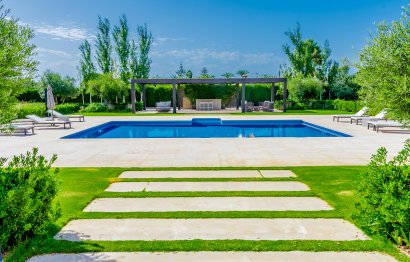 Resale - House - Detached Villa - Marbella - Guadalmina Alta