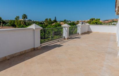 Resale - House - Detached Villa - Marbella - Guadalmina Alta