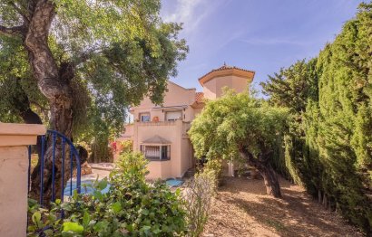 Resale - House - Detached Villa - Marbella - La Mairena