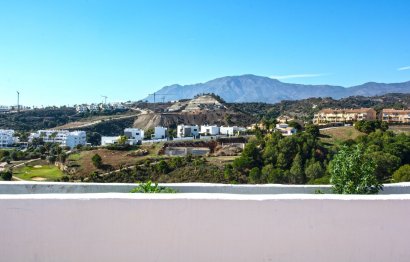 Resale - Apartment - Penthouse - Estepona - Selwo