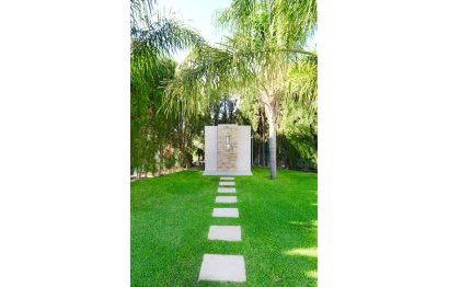 Resale - House - Detached Villa - Marbella - Nueva Andalucia