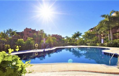 Resale - Apartment - Middle Floor Apartment - Estepona - New Golden Mile