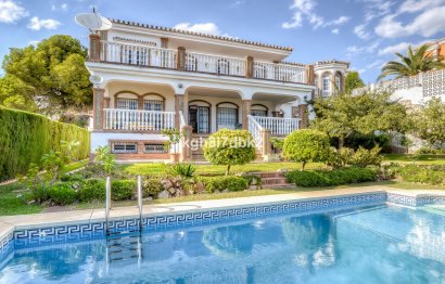 Resale - House - Detached Villa - Benalmádena - Benalmadena Centro