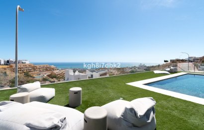 Resale - House - Detached Villa - Benalmádena