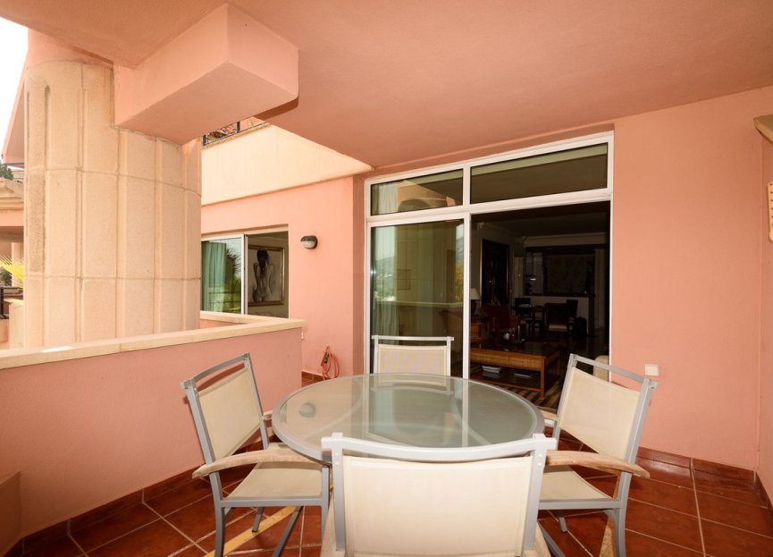 Resale - Apartment - Middle Floor Apartment - Marbella - Nueva Andalucia