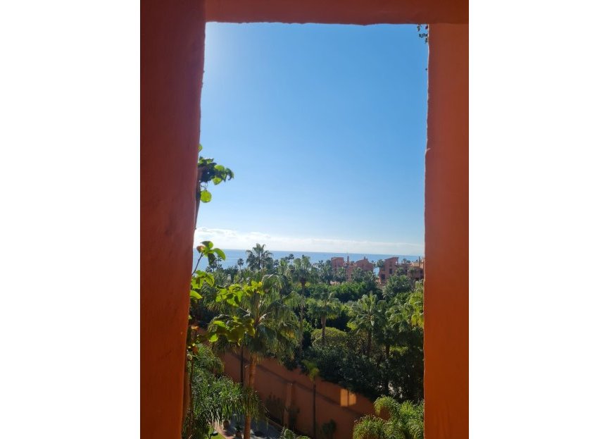 Resale - Apartment - Middle Floor Apartment - Estepona - Estepona Centro