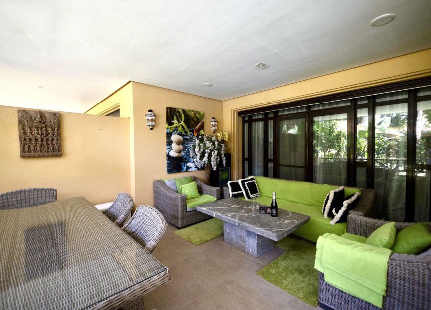 Resale - Apartment - Ground Floor Apartment - Marbella - Puerto Banús