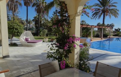 Resale - House - Detached Villa - Estepona - Estepona Centro