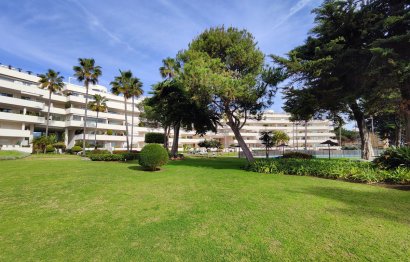 Resale - Apartment - Middle Floor Apartment - Estepona - Estepona Centro