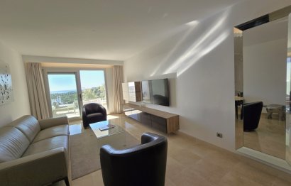 Resale - Apartment - Middle Floor Apartment - Marbella - La Mairena