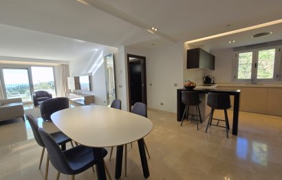 Resale - Apartment - Middle Floor Apartment - Marbella - La Mairena