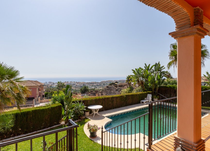 Resale - House - Marbella