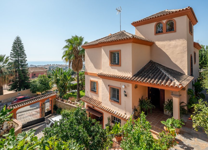 Resale - House - Marbella