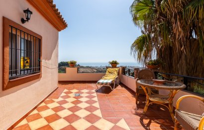 Resale - House - Marbella