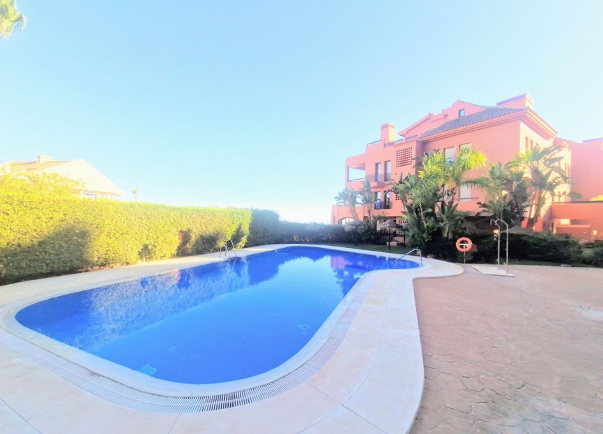 Resale - Apartment - Middle Floor Apartment - Mijas - Calahonda