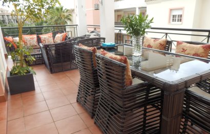 Resale - Apartment - Middle Floor Apartment - Marbella - Nueva Andalucia