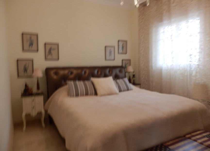 Resale - Apartment - Middle Floor Apartment - Marbella - Nueva Andalucia