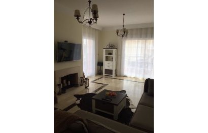 Resale - Apartment - Middle Floor Apartment - Marbella - Nueva Andalucia