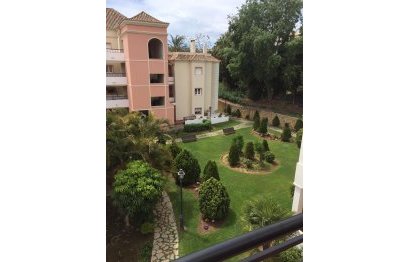 Resale - Apartment - Middle Floor Apartment - Marbella - Nueva Andalucia