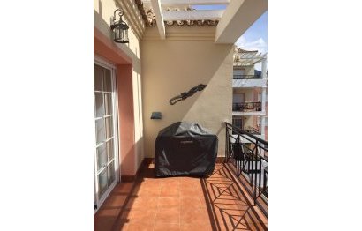 Resale - Apartment - Middle Floor Apartment - Marbella - Nueva Andalucia