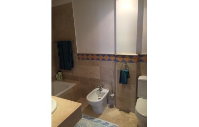 Resale - Apartment - Middle Floor Apartment - Marbella - Nueva Andalucia