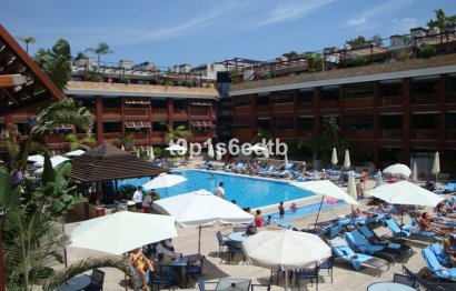 Resale - Apartment - Middle Floor Apartment - Marbella - Puerto Banús