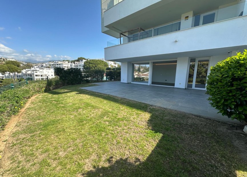 Resale - Apartment - Ground Floor Apartment - Benahavís - La Quinta