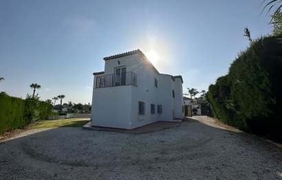 Resale - House - Detached Villa - Marbella - Nueva Andalucia