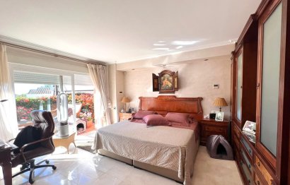 Resale - House - Detached Villa - Marbella - Nueva Andalucia