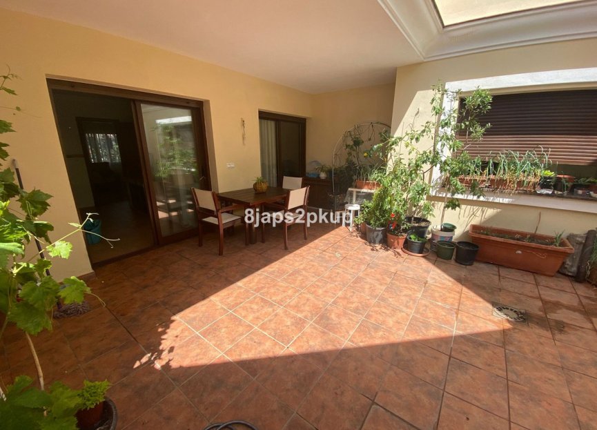 Resale - House - Townhouse - Estepona - Estepona Centro