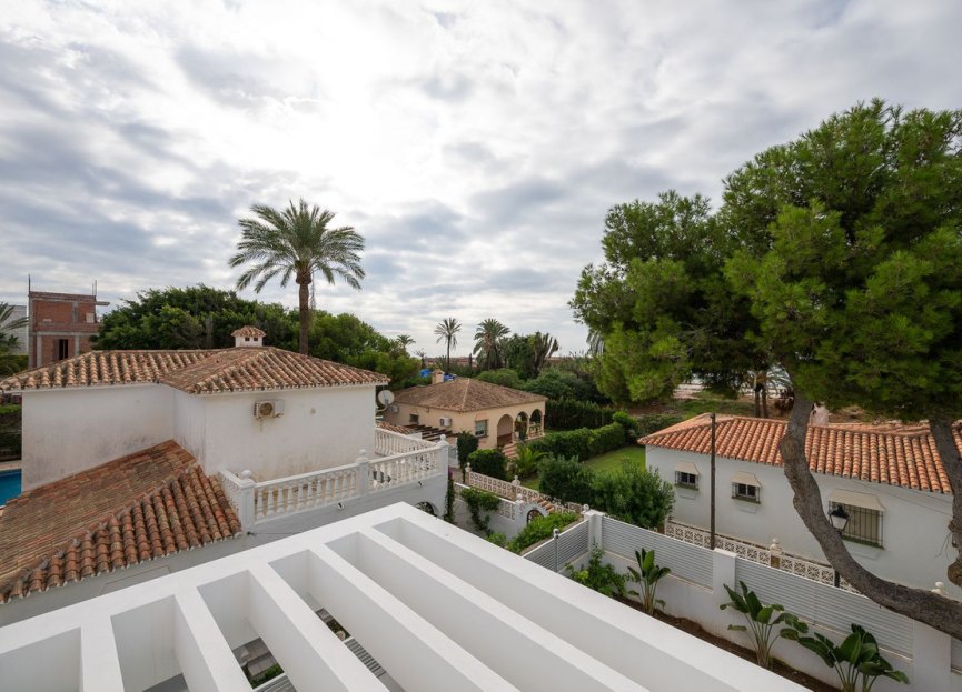 Resale - House - Detached Villa - Marbella - Marbesa