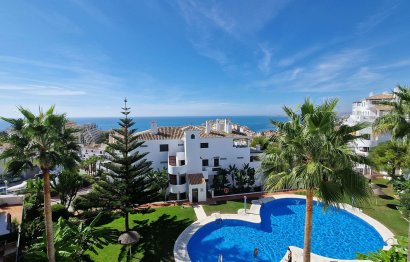 Resale - Apartment - Middle Floor Apartment - Benalmádena - Benalmadena Costa