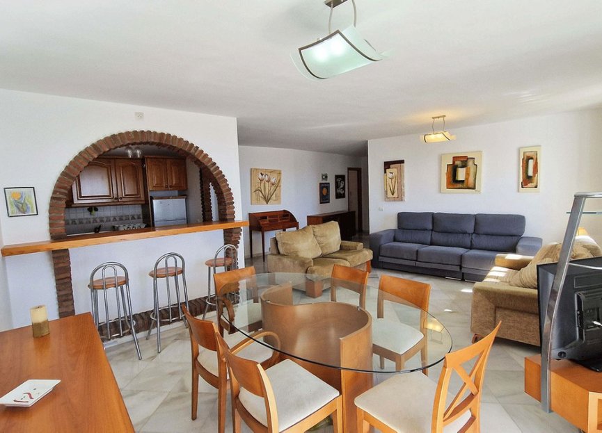 Resale - Apartment - Middle Floor Apartment - Benalmádena - Benalmadena Costa